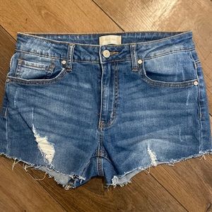 Altar’d state Jean shorts size 26 / 2